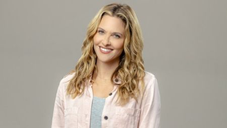 Jill Wagner's father, David Wagner, and her grandmother raised her during her childhood.